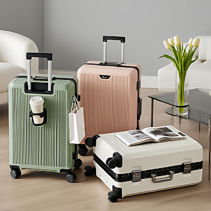 Чемодан с паролем в алюминиево – обзор и цена Spinner Wheel Rolling Suitcase 20 Inch